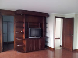 Large Open Spacies Apartment for Sale