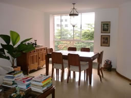 Apartment for sale Close to Parque Lleras