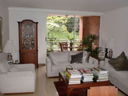 Apartment for sale Close to Parque Lleras