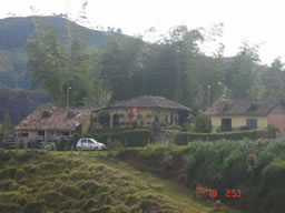 Beautiful Country House in El Penol For Sale