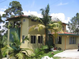 Great Farm House in El Penol For Sale, Medellin