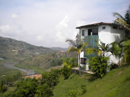 Great Farm House in El Penol For Sale, Medellin