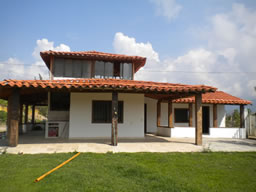 Farm House in El Penol For Sale, Medellin