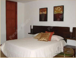 Comfortable and Modern Apartment photo 4