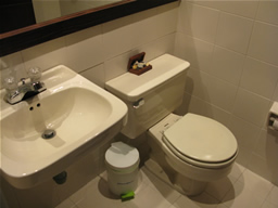 Medellin One Bedroom Apartment in El Poblado photo 5