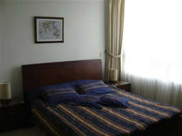 3 bedrooms furnished apartment photo 1