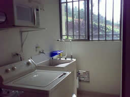 3 bedrooms furnished apartment photo 8