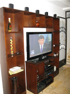 3 Floor Bar Building for sale in Parque Lleras photo 6