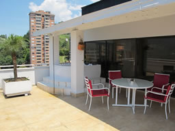 Luxury Penthouse w/ Heated Jacuzzi photo 13