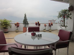 Luxury Penthouse w/ Heated Jacuzzi photo 15
