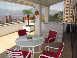 Luxury Penthouse w/ Heated Jacuzzi photo 2