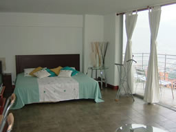 In Poblado, Great Location photo 4