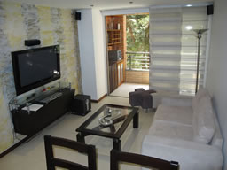 4th Floor Apartment in Medellin photo 2