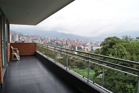 Luxury 3 Bedroom Apartament photo 2