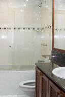 Luxury Furnished Apartment, 4 bedrooms photo 10