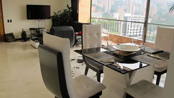 Luxury 3 Bed Apartment in El Poblado photo 2